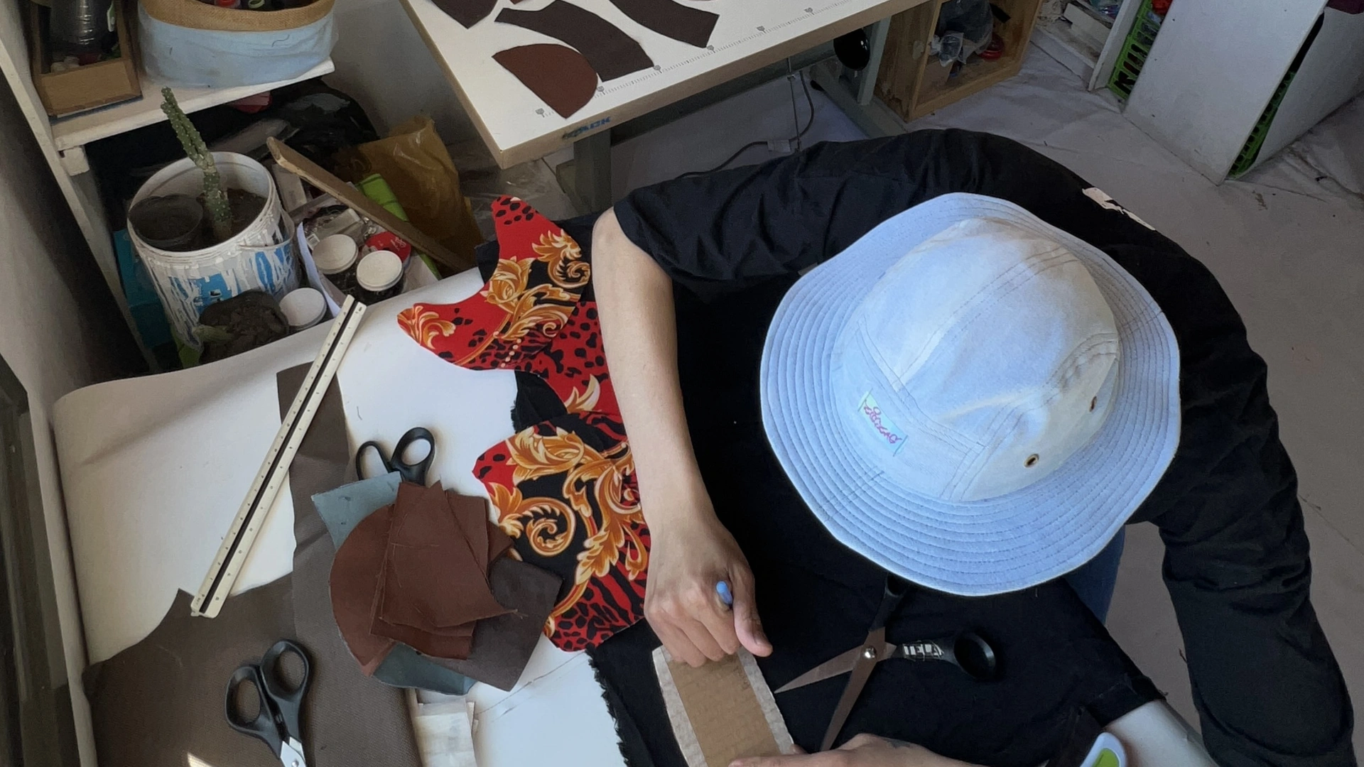 Trabajo artesanal en el taller